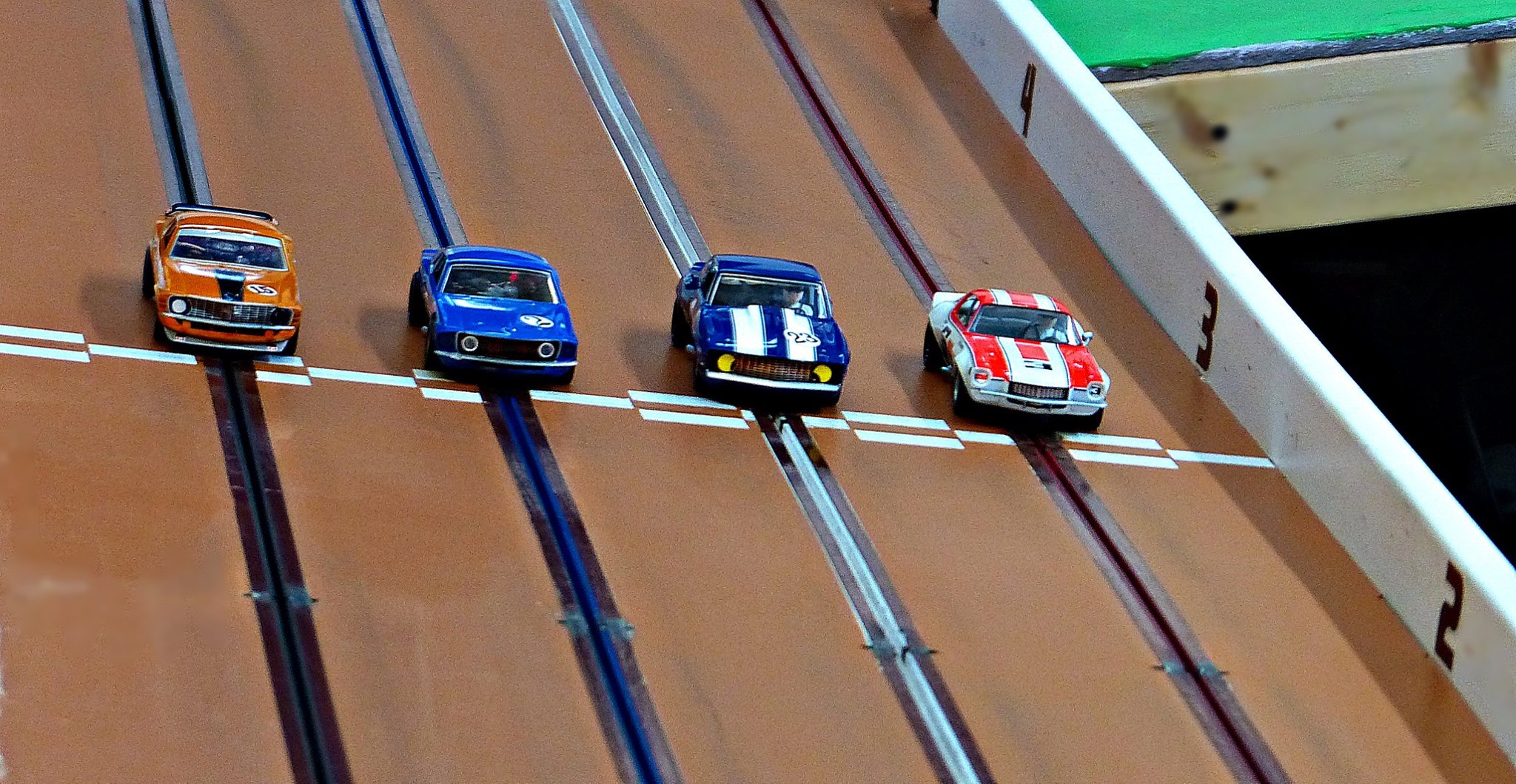 Courtland New York slot car racing