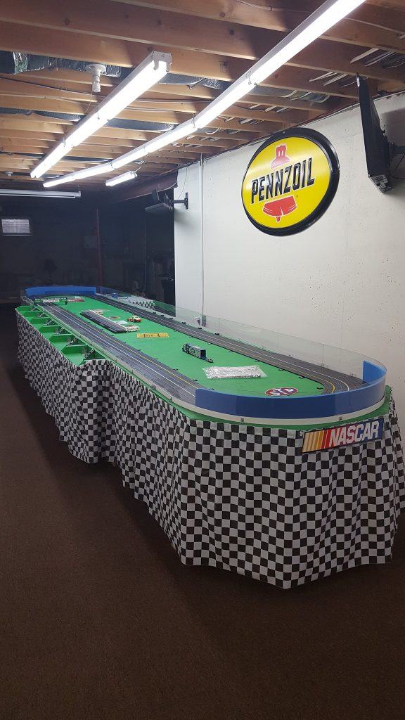 HO slot car raching Myersotown PA Tyco