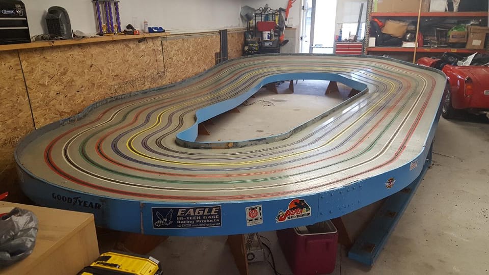 1/24 slot car racing in Milford CT Overtime Roval