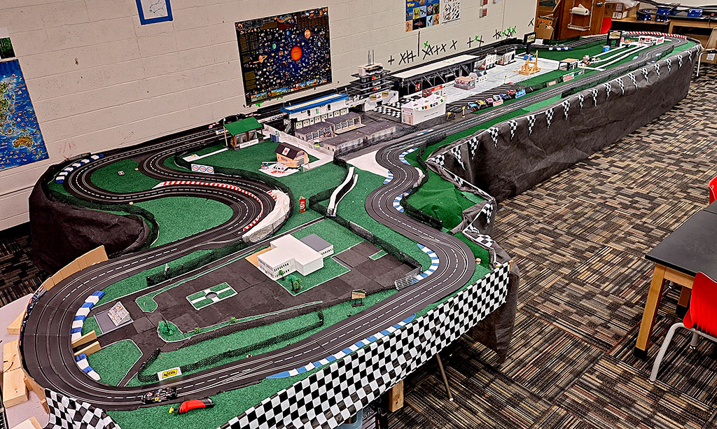 1:32 Slot Car Racing in Indianapolis IN Shadeland Speedway