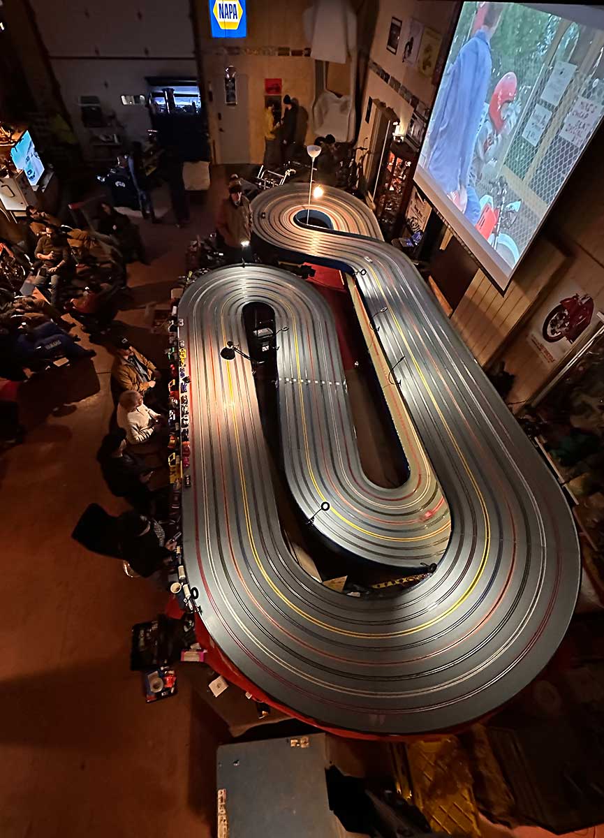 bluewater-slot-car-racing-china-michigan 1:32 & 1:24 slot car racing in China Michigan